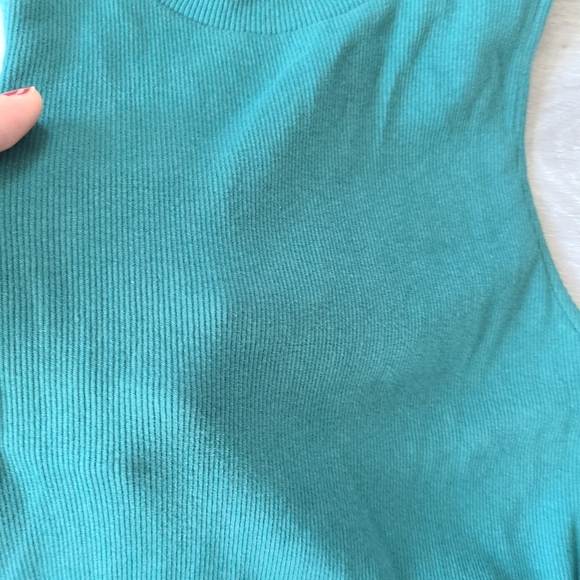 ZARA VOLUMINOUS DRESS IN DARK GREEN - Picture 3 of 5